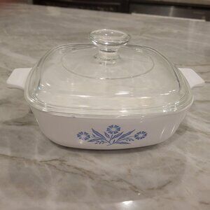 Vintage Corning Ware Cornflower Blue 1 Quart Casserole Dish with Lid--$25